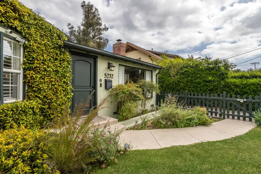 5232 Irvine Avenue, North Hollywood, CA 91601 - Image #3