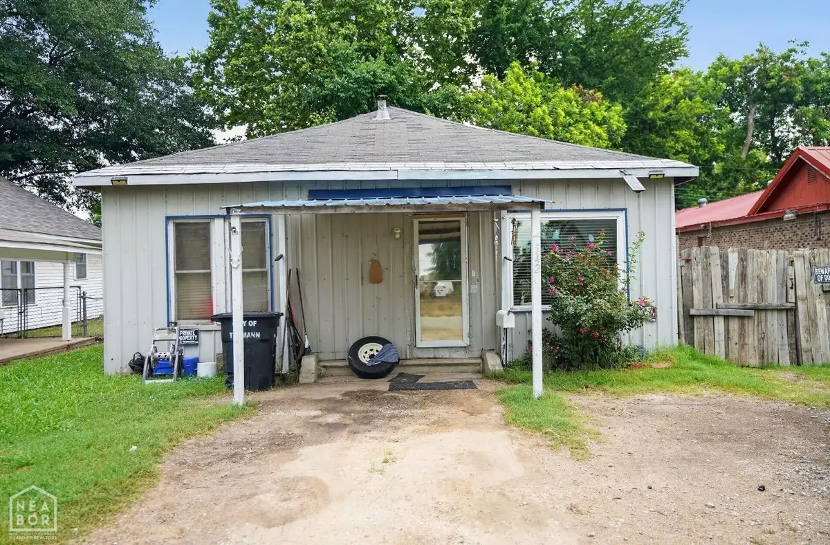 542 W Main Street, Trumann, AR 72472 - #1