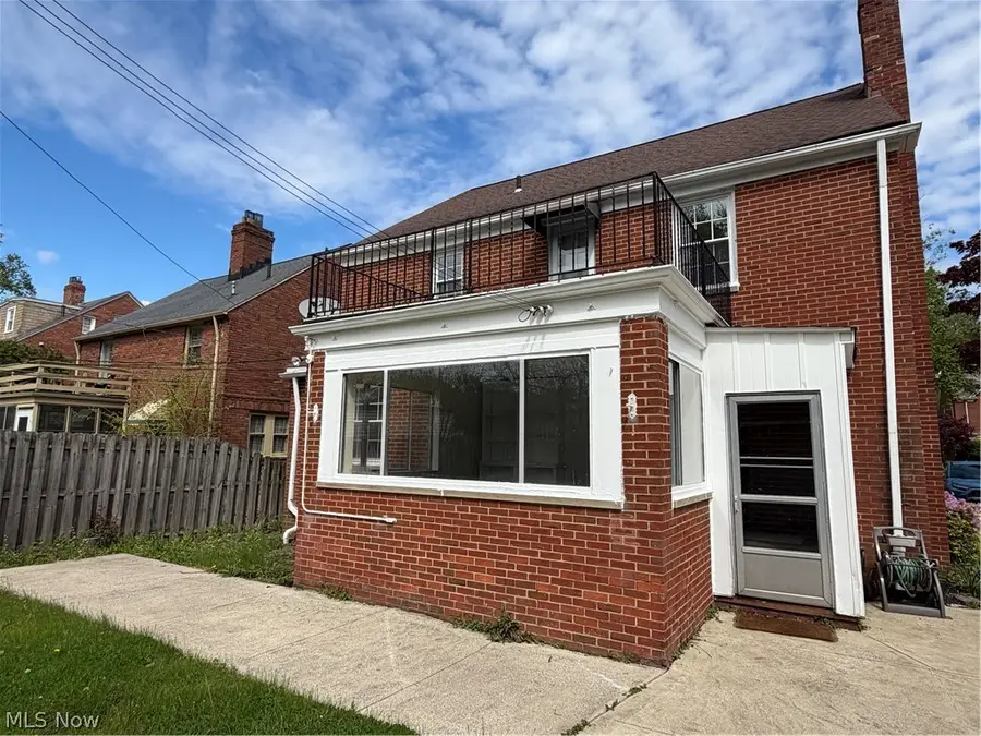 2304 Glendon Road, University Heights, OH 44118 - #3