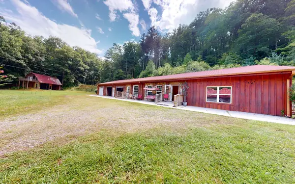 376 Nugget Lane, Ellijay, GA 30540