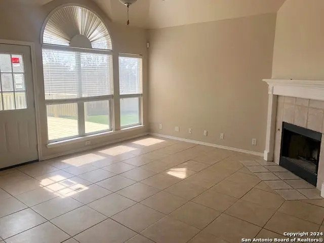 5126 Ascot Pl, San Antonio, TX 78249 - #3