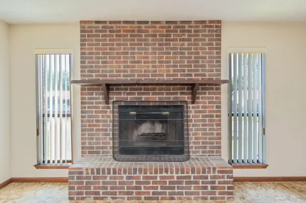 422 Fleetwood Drive, Mary Esther, FL 32569