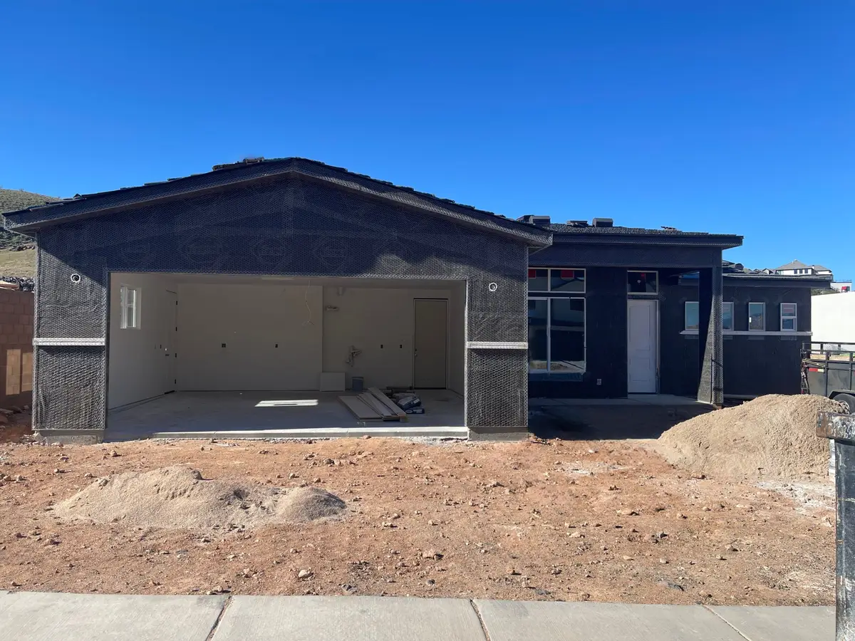 2223 W 380 S, Hurricane, UT 84737 - #1