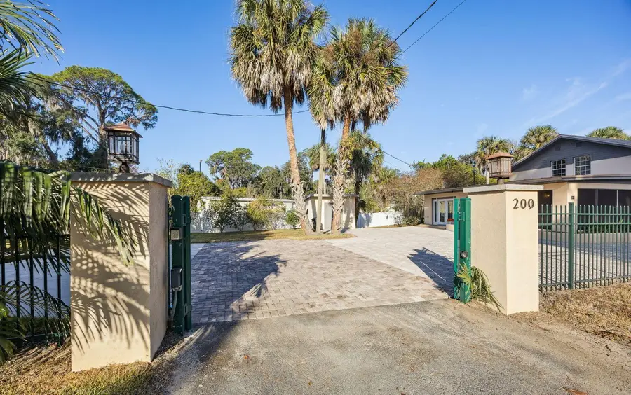 200 Paradise Lane, Crescent City, FL 32112 - Image #2