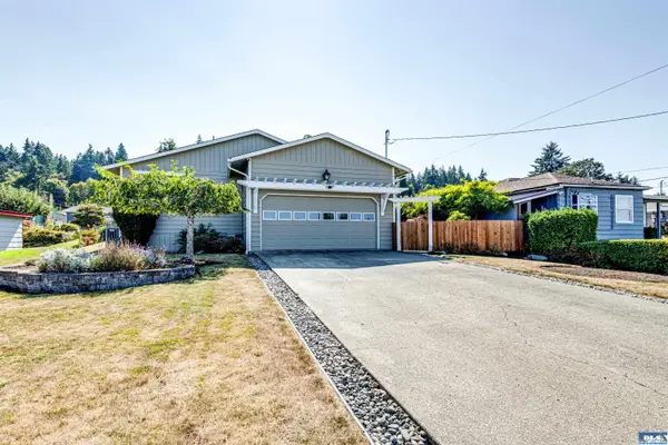 618 E Whidby Avenue, Port Angeles, WA 98362