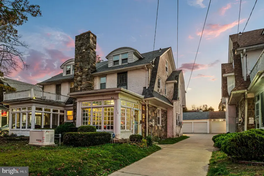 114 E Parkway Ave, Chester, PA 19013 - #2