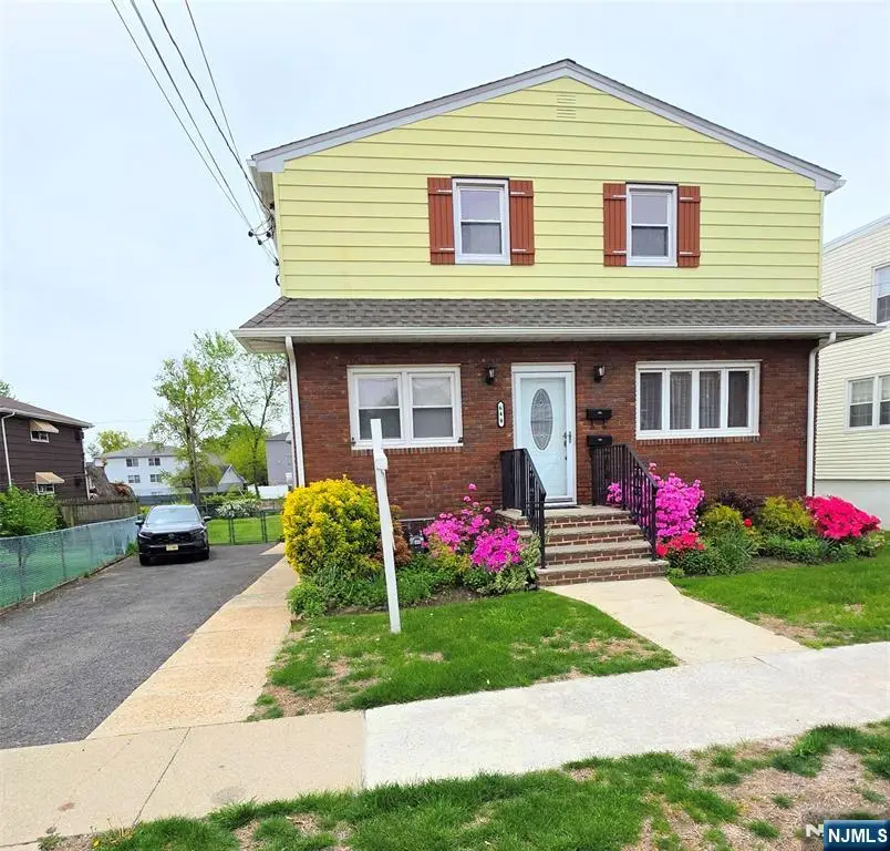 648 Milton Avenue , 1st floor, Lyndhurst, NJ 07071 - #1