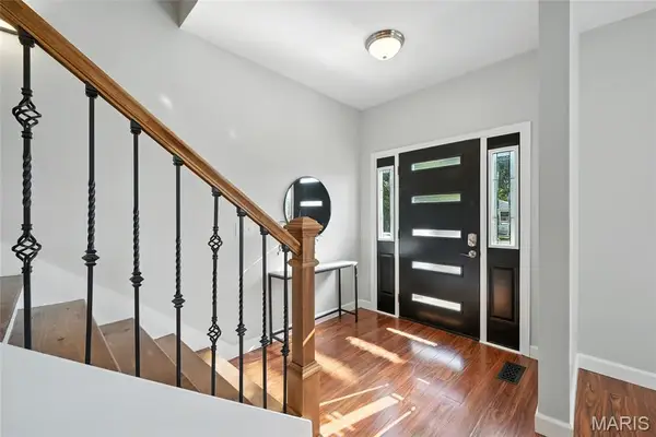 1623 Forest Avenue, St Louis, MO 63139