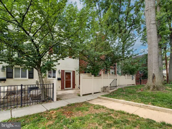 1201 N Van Dorn Street, Alexandria, VA 22304