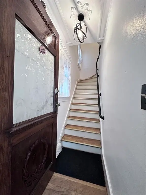 117 Duncan Ave , 2, Jersey City, NJ 07306 - #3