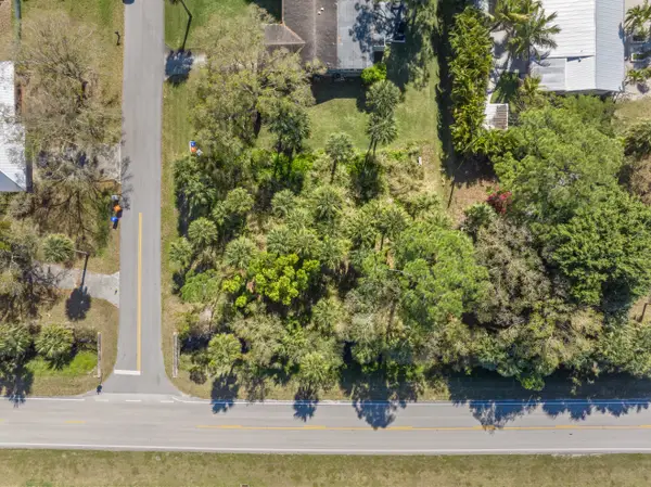 785 40th Avenue, Vero Beach, FL 32968