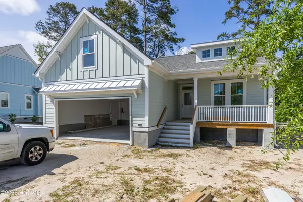 418 Raven Glen Drive, Southport, NC 28461