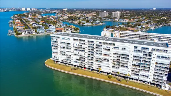 6060 Shore Boulevard S #906, GULFPORT, FL 33707