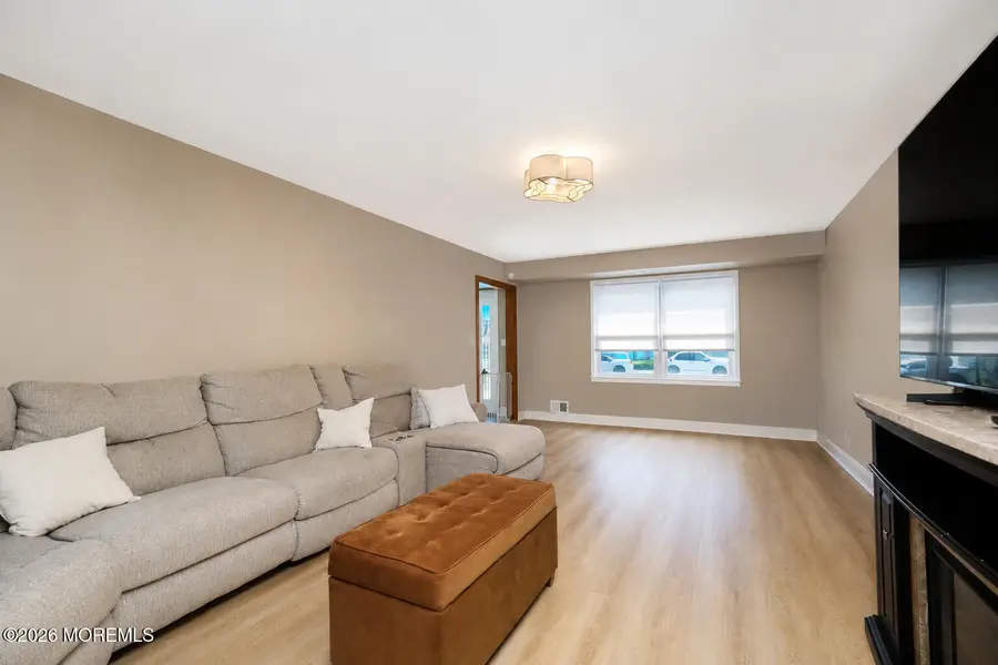 14 Kilmer Drive, Manalapan, NJ 07726 - #3
