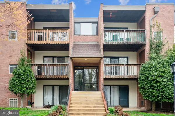 10724 W West Drive #Unit 204, Fairfax, VA 22030