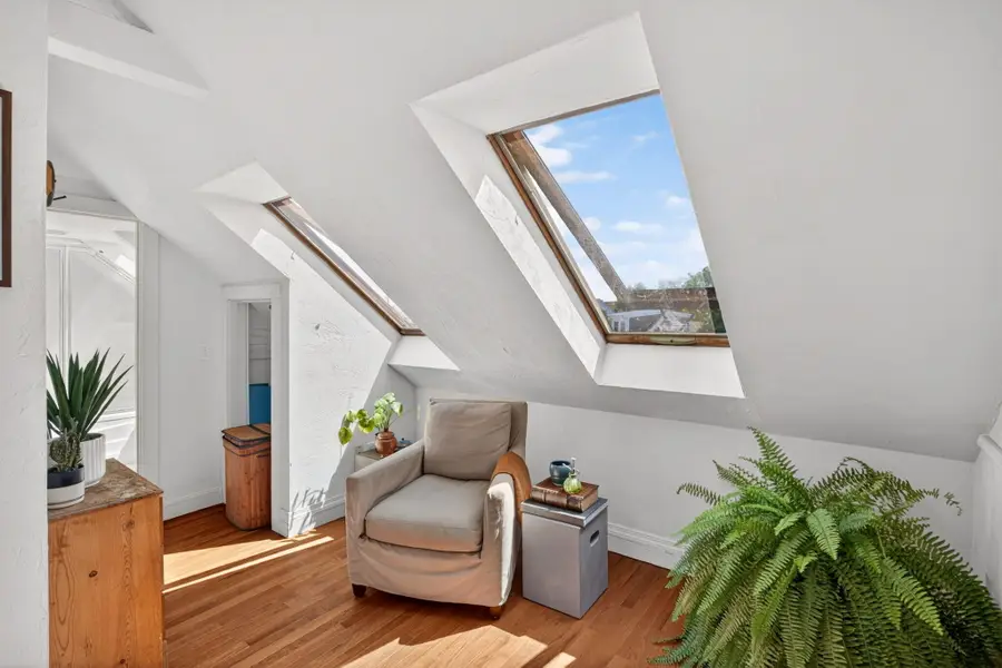 127 Bradford St #4, Provincetown, MA 02657 - #3