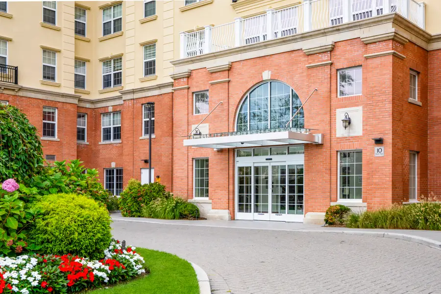 10 Byron Place #214, Larchmont, NY 10538 - #3