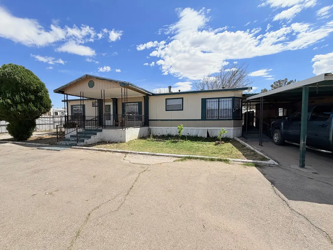 309 W Rose Street, Carlsbad, NM 88220 - #1
