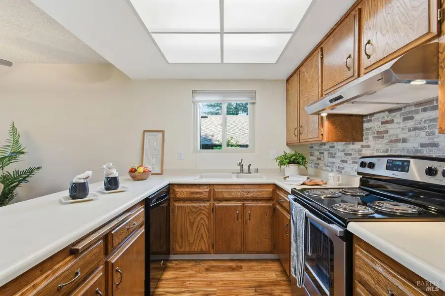 300 Los Alamos Road #104, Santa Rosa, CA 95409 - #2