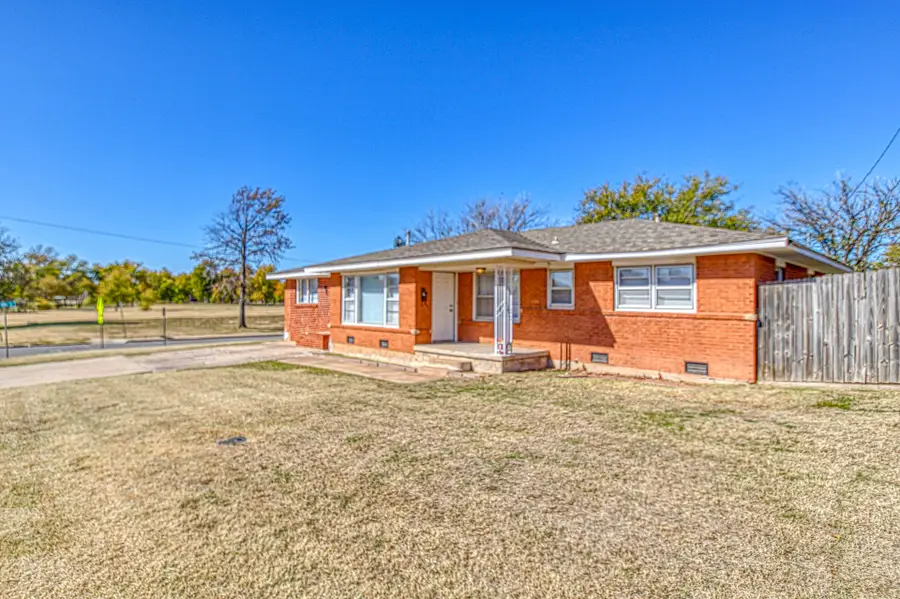 3831 NW Bell Avenue, Lawton, OK 73505 - #2