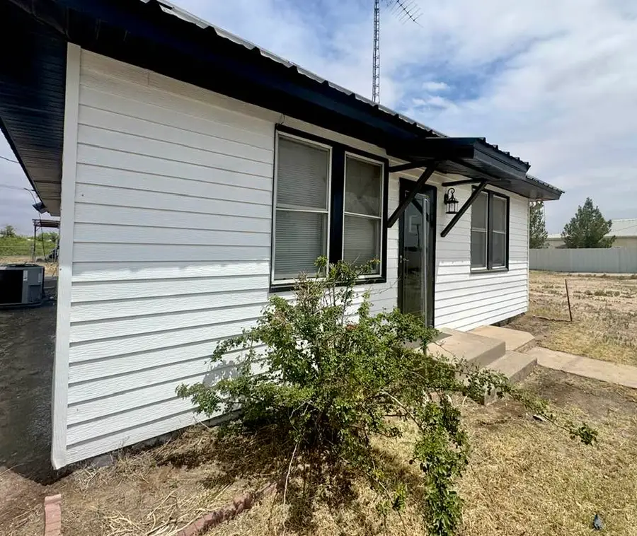 1624 Pecos, Carlsbad, NM 88220 - #2