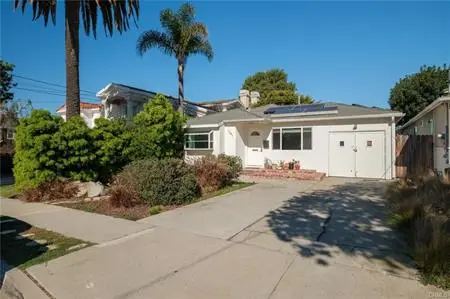 1041 Avenue D, Redondo Beach, CA 90277 - #1