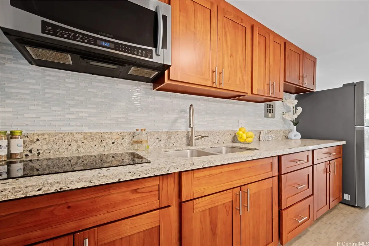 1700 Makiki Street #211, Honolulu, HI 96822 - Image #1