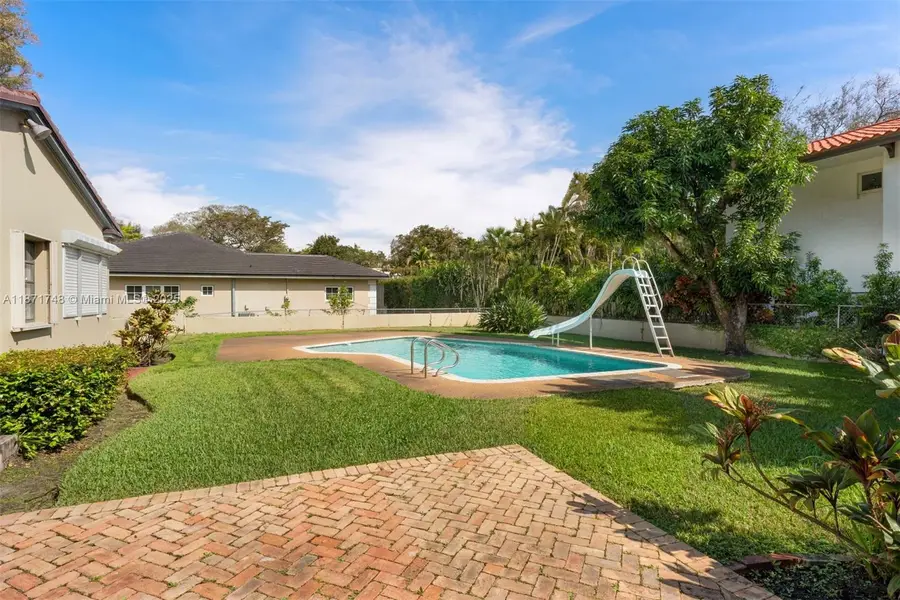 3015 Granada Blvd, Coral Gables, FL 33134 - Image #2