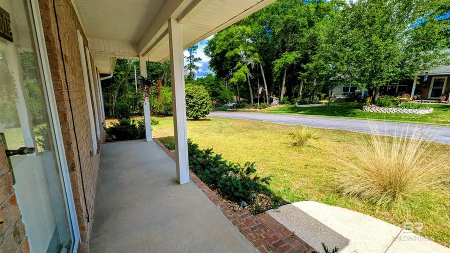 2758 Manuel Cir, Lillian, AL 36549 - #2