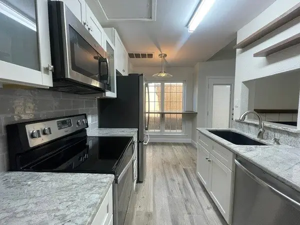 3904 Rawlins Street #113, Dallas, TX 75219