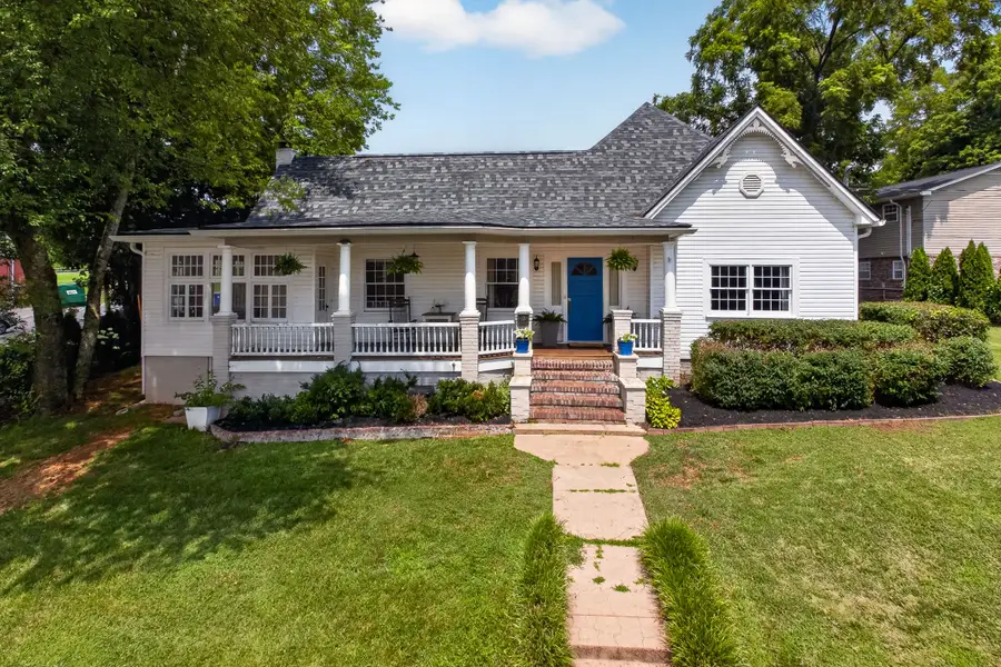 300 N Hicks St, Clinton, TN 37716 - #3