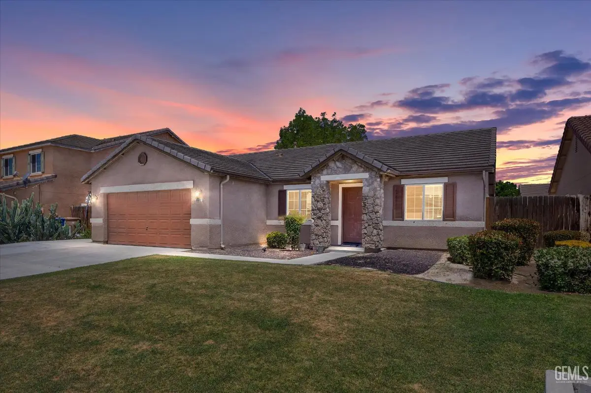 11602 Trabancos Drive, Bakersfield, CA 93311 - Image #1