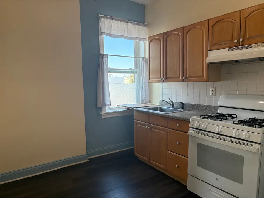 49 5th Street #Unit 10, New Rochelle, NY 10801 - #2