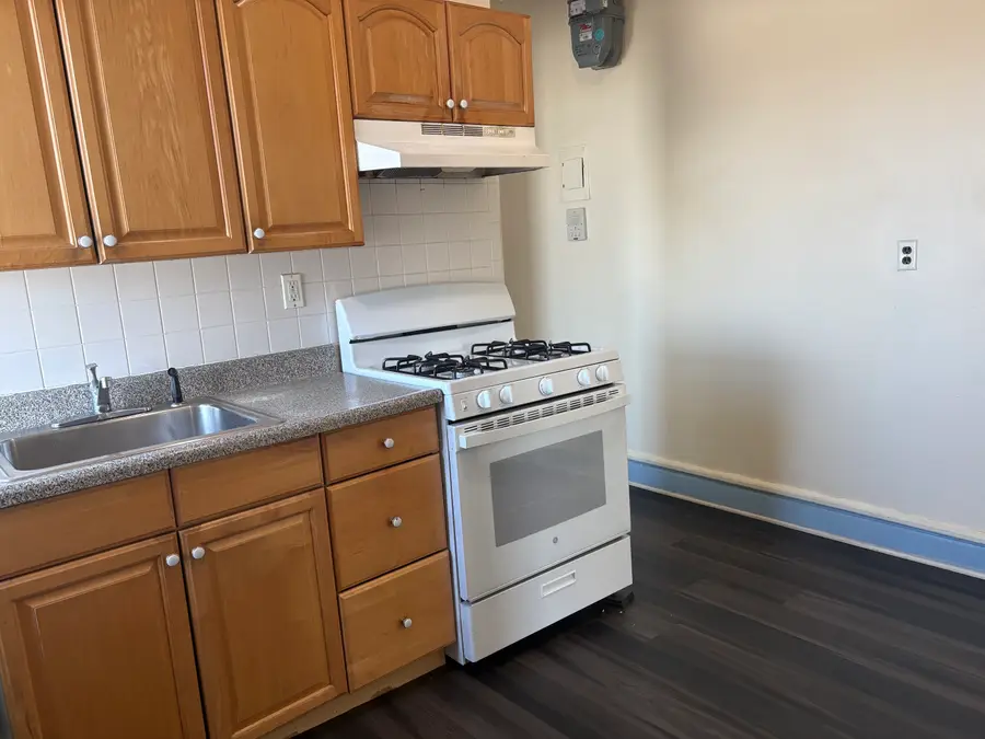 49 5th Street #Unit 10, New Rochelle, NY 10801 - #3