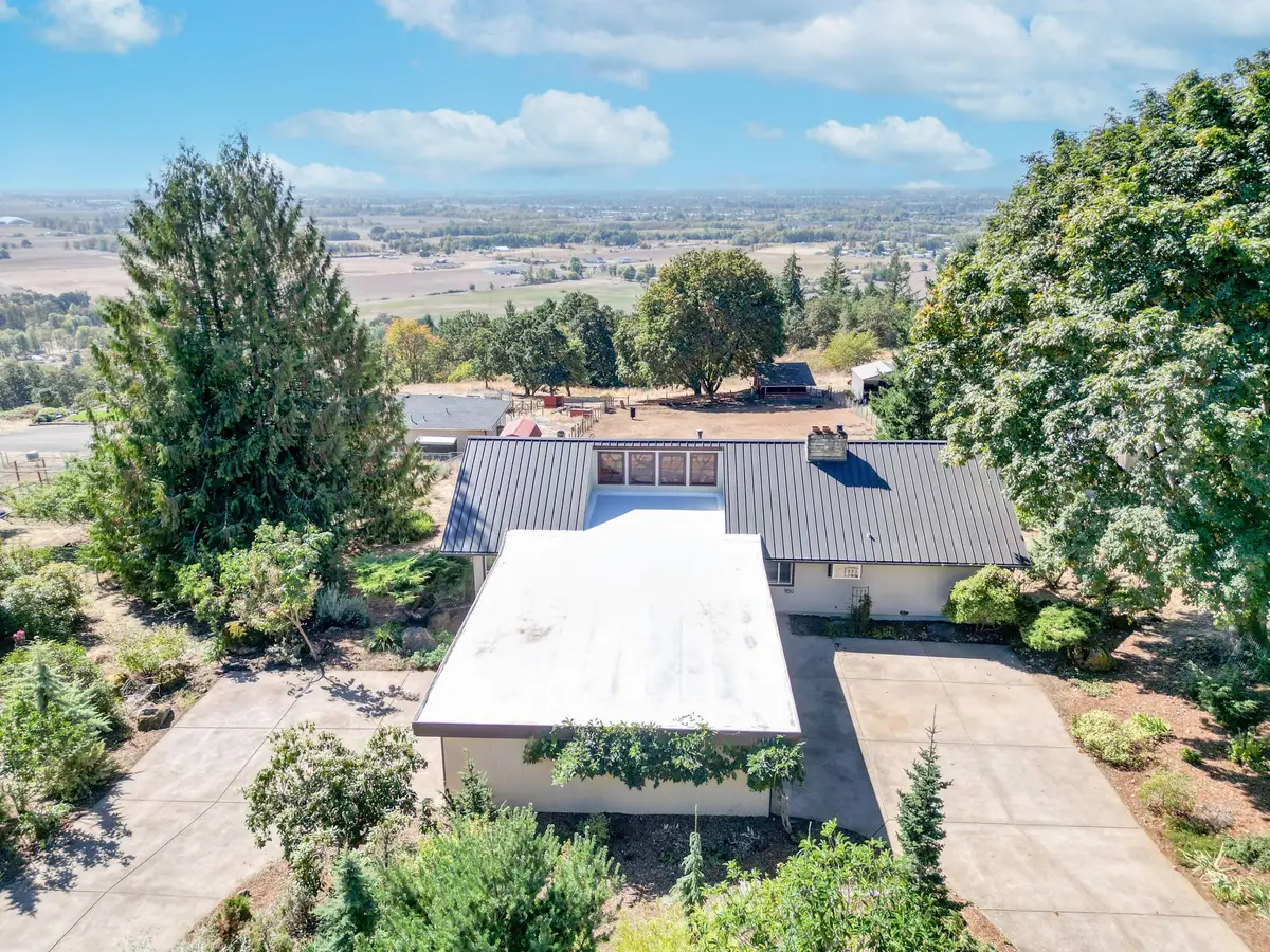 1150 Linnwood Dr Ne, Albany, OR 97322 - Image #1