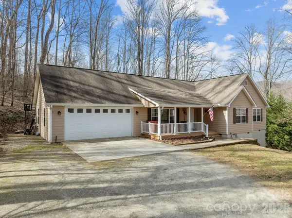 400 Honey Locust Trail, Whittier, NC 28789