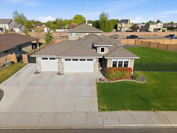 2576 Tiger Lane, Richland, WA 99352-8864