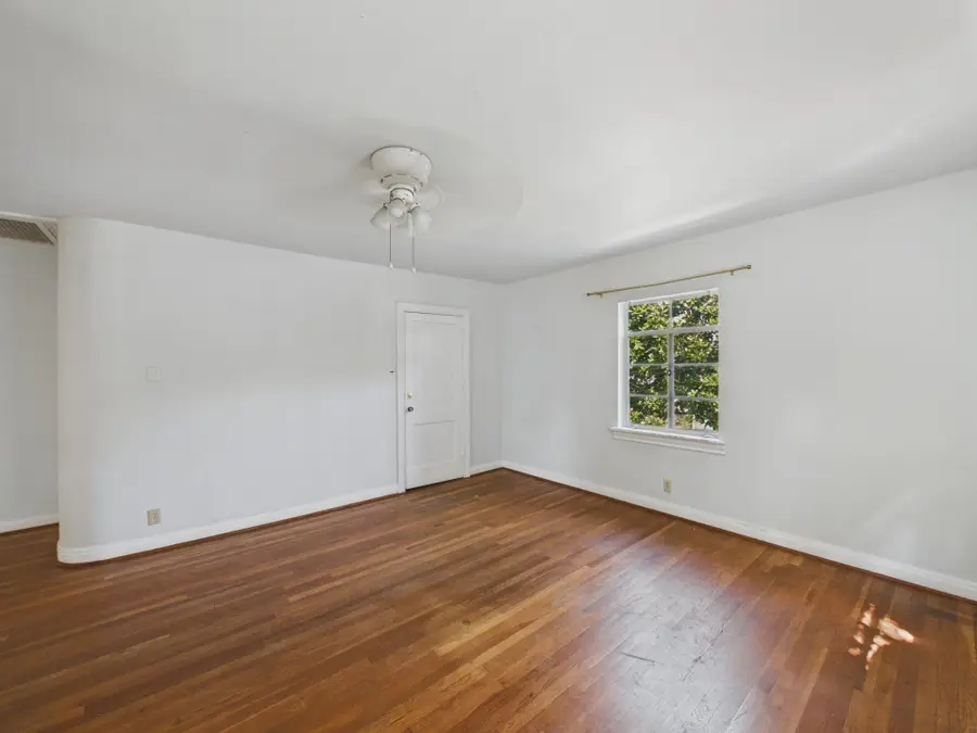 1823 W Main Street unit: 3, Houston, TX 77098 - #2