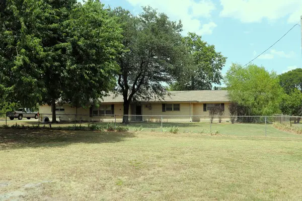 2137 State Highway 69 S, Greenville, TX 75402