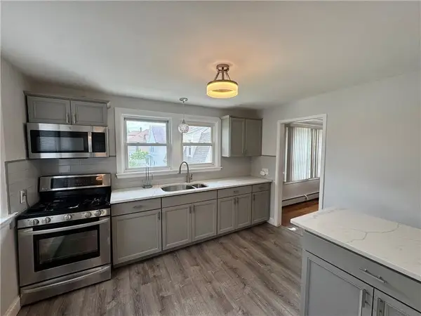 101 Rutherglen Avenue #2, Providence, RI 02907