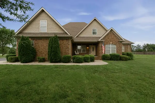 4638 Fairvue Farm Blvd, Bowling Green, KY 42104