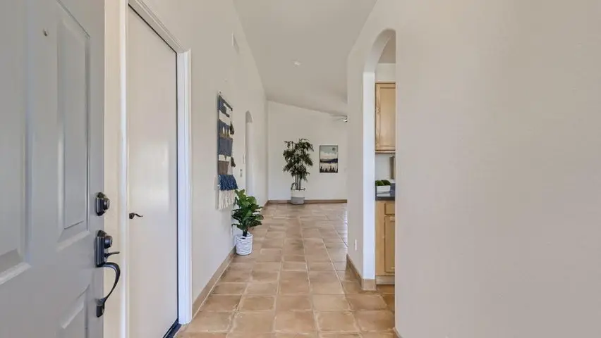 5770 W Seldon Ln, Glendale, AZ 85302 - #1