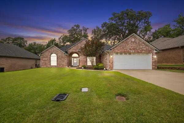 305 Bridgers Hill Rd, Longview, TX 75604