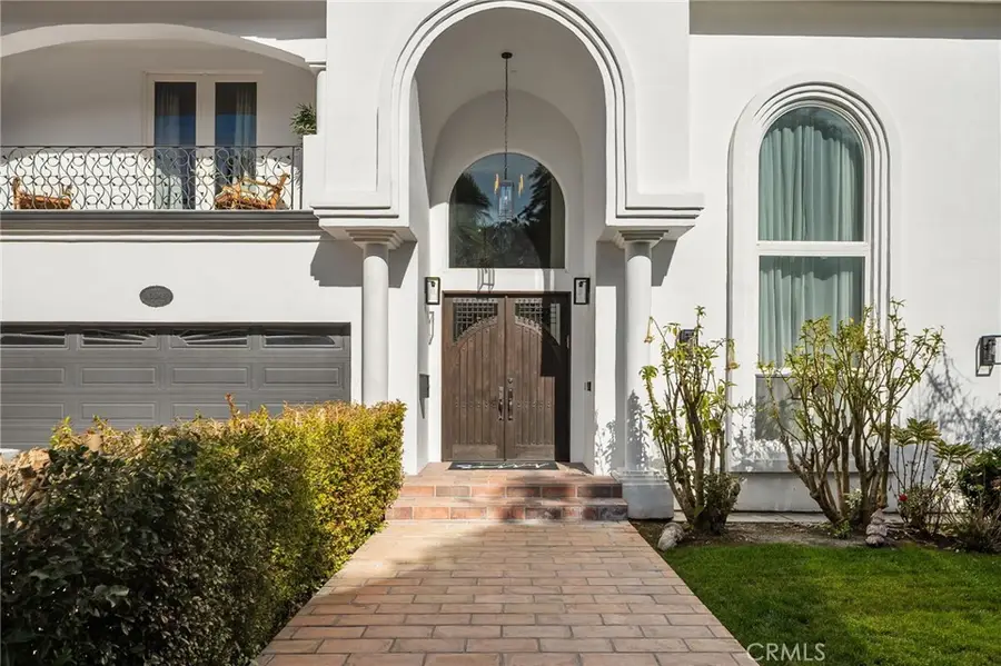 13045 Greenleaf Street, Studio City, CA 91604 - Image #3