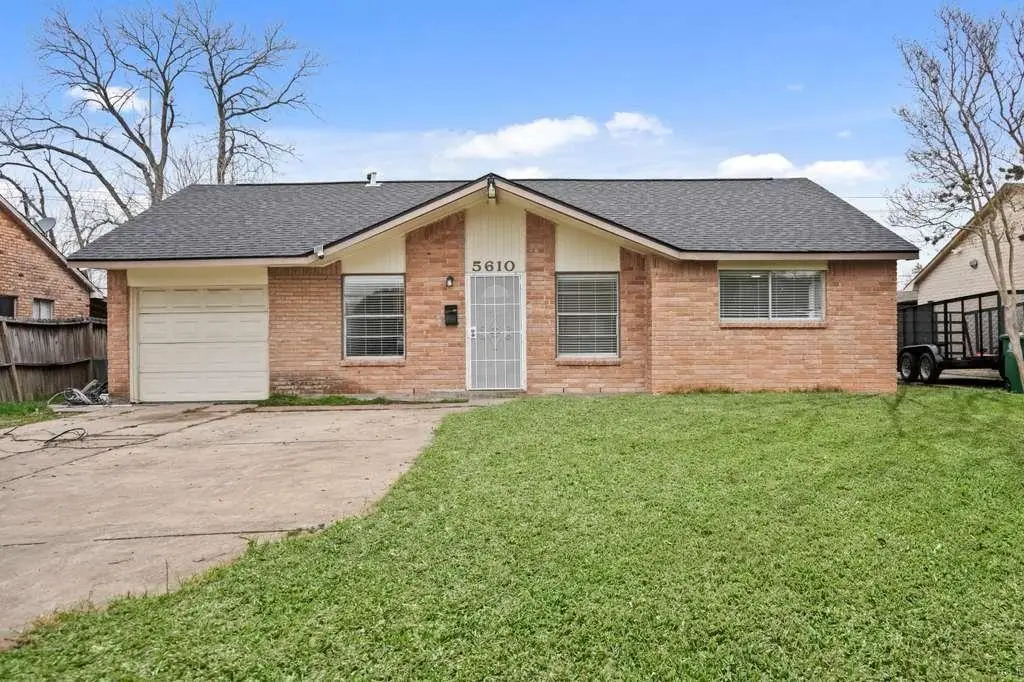 5610 Arthington Street, Houston, TX 77053 - #1