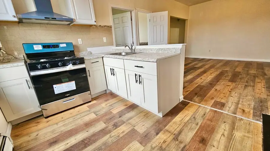 126 Monticello Ave , 2, Jersey City, NJ 07304 - #2