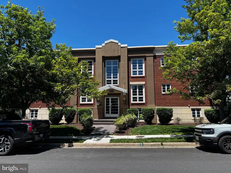 1219 Oronoco Street , 101, Alexandria, VA 22314 - #2