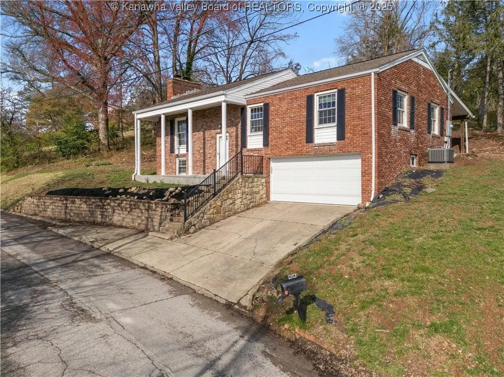 1501 Knob Road, Charleston, WV 25314 - Image #1