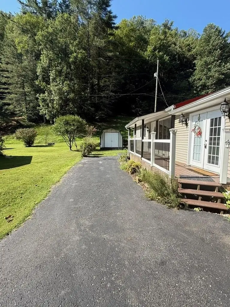 45 Knob Fork Street, Pikeville, KY 41501 - Image #2