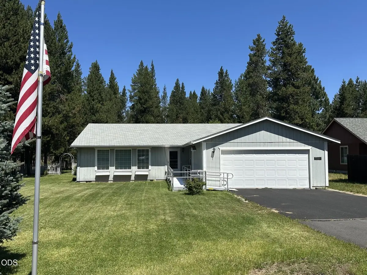 17284 Kingfisher Dr, Bend, OR 97707 - #1